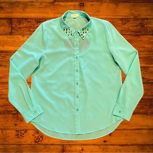 Aqua Studded Collar Keyhole Back Button Down Blouse